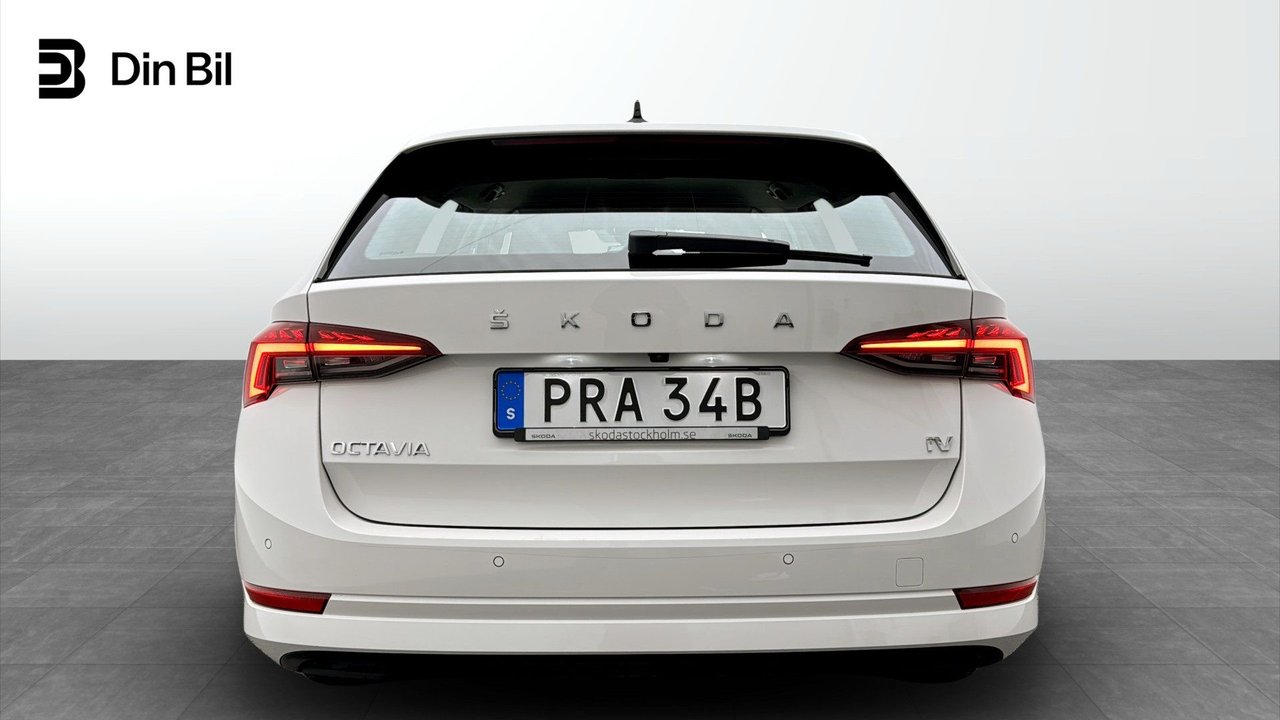 Škoda Octavia Combi iV DSG Sekventiell, 204hk, 2024