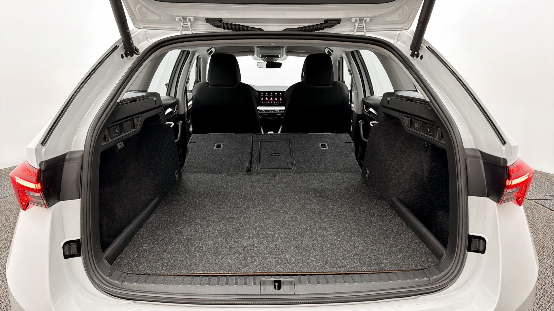 Škoda Octavia Combi iV DSG Sekventiell, 204hk, 2024