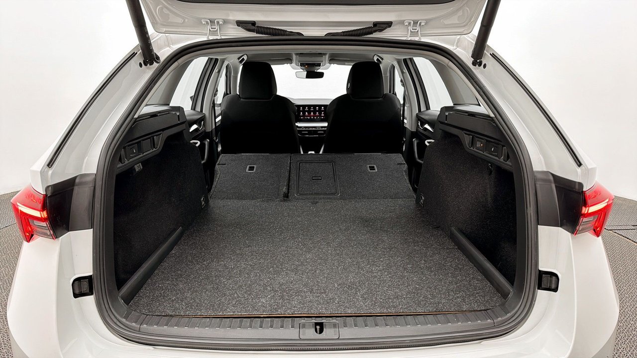 Škoda Octavia Combi iV DSG Sekventiell, 204hk, 2024