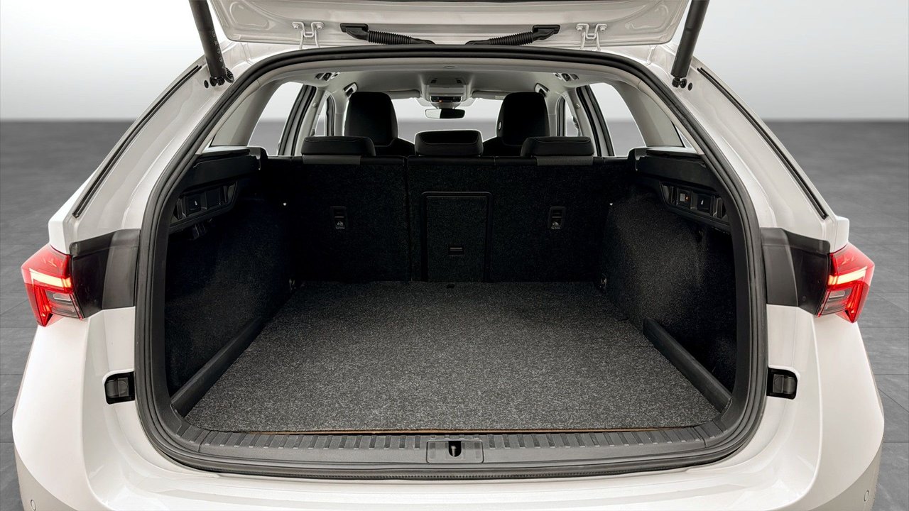 Škoda Octavia Combi iV DSG Sekventiell, 204hk, 2024