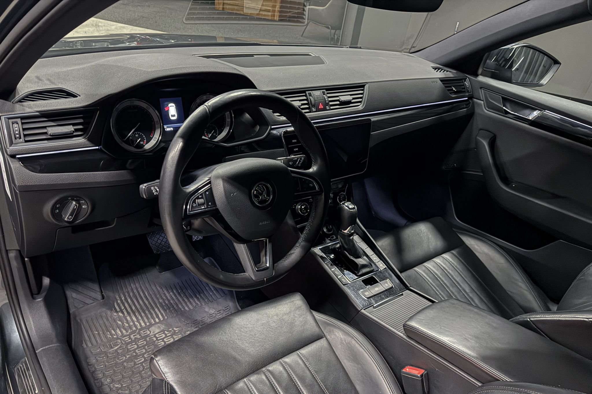 Škoda Superb Stasjonsvogn 2.0 TDI 4x4 SCR DSG sekvensiell, 7-trinn, 190hk, 2018