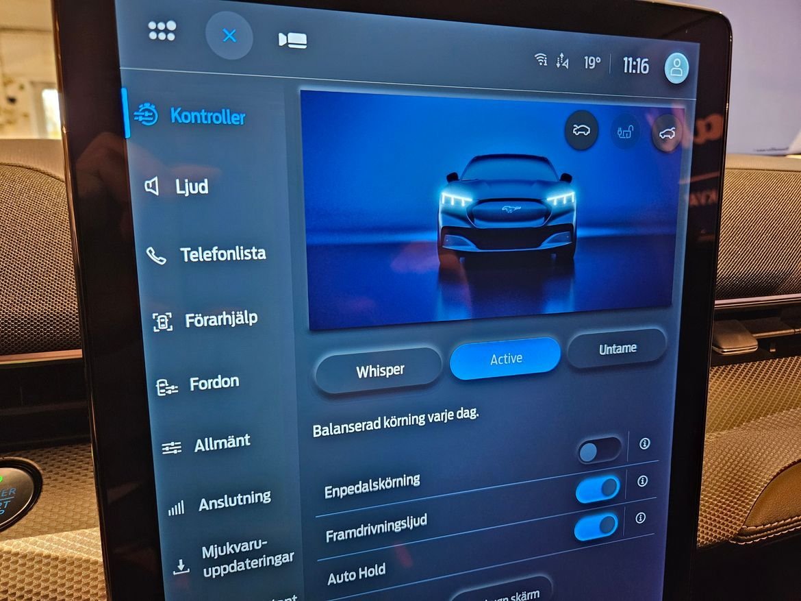 Ford Mustang Mach-E Standard Range, 269hp, 2022