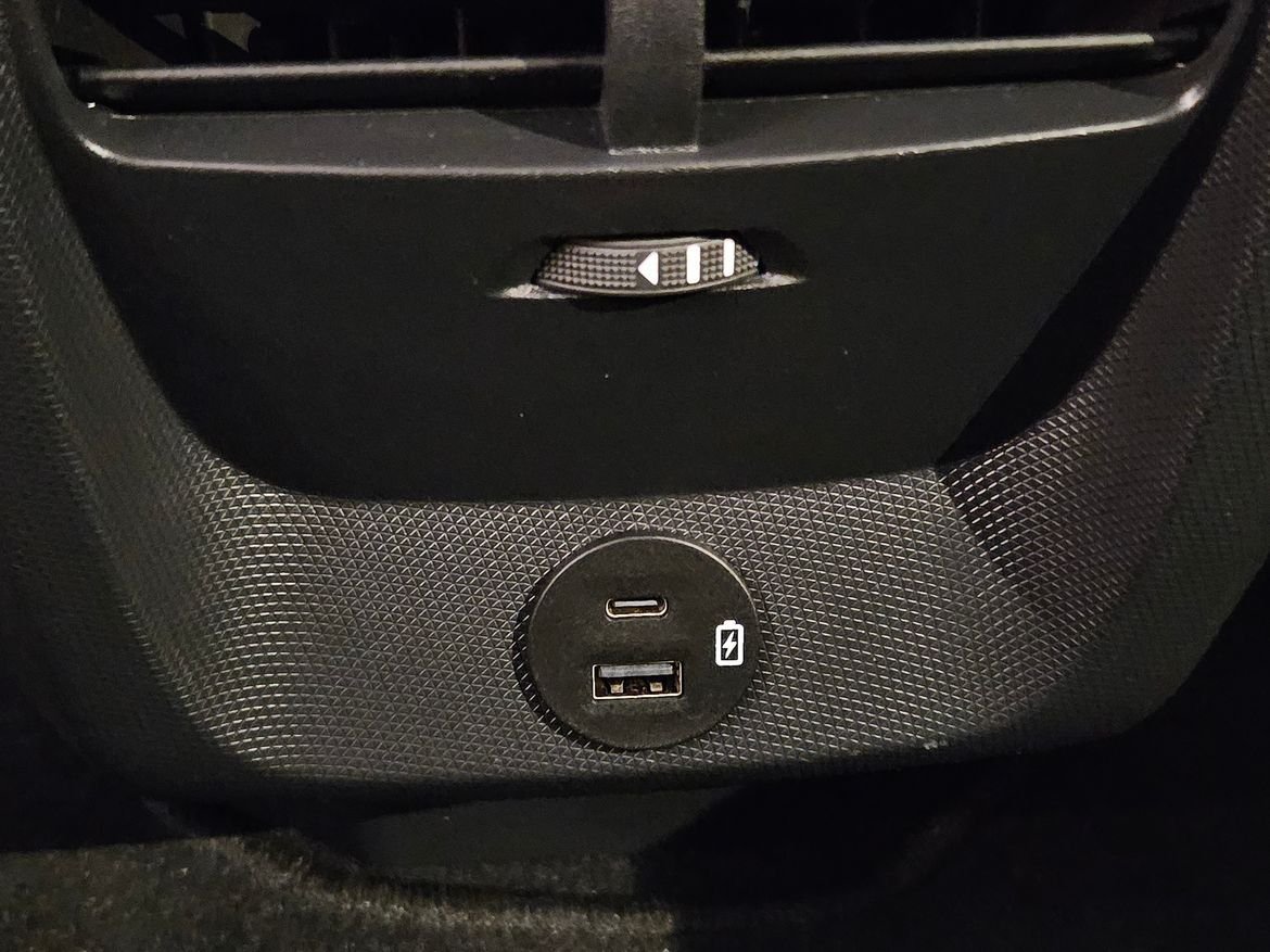 Ford Mustang Mach-E Standard Range, 269hp, 2022