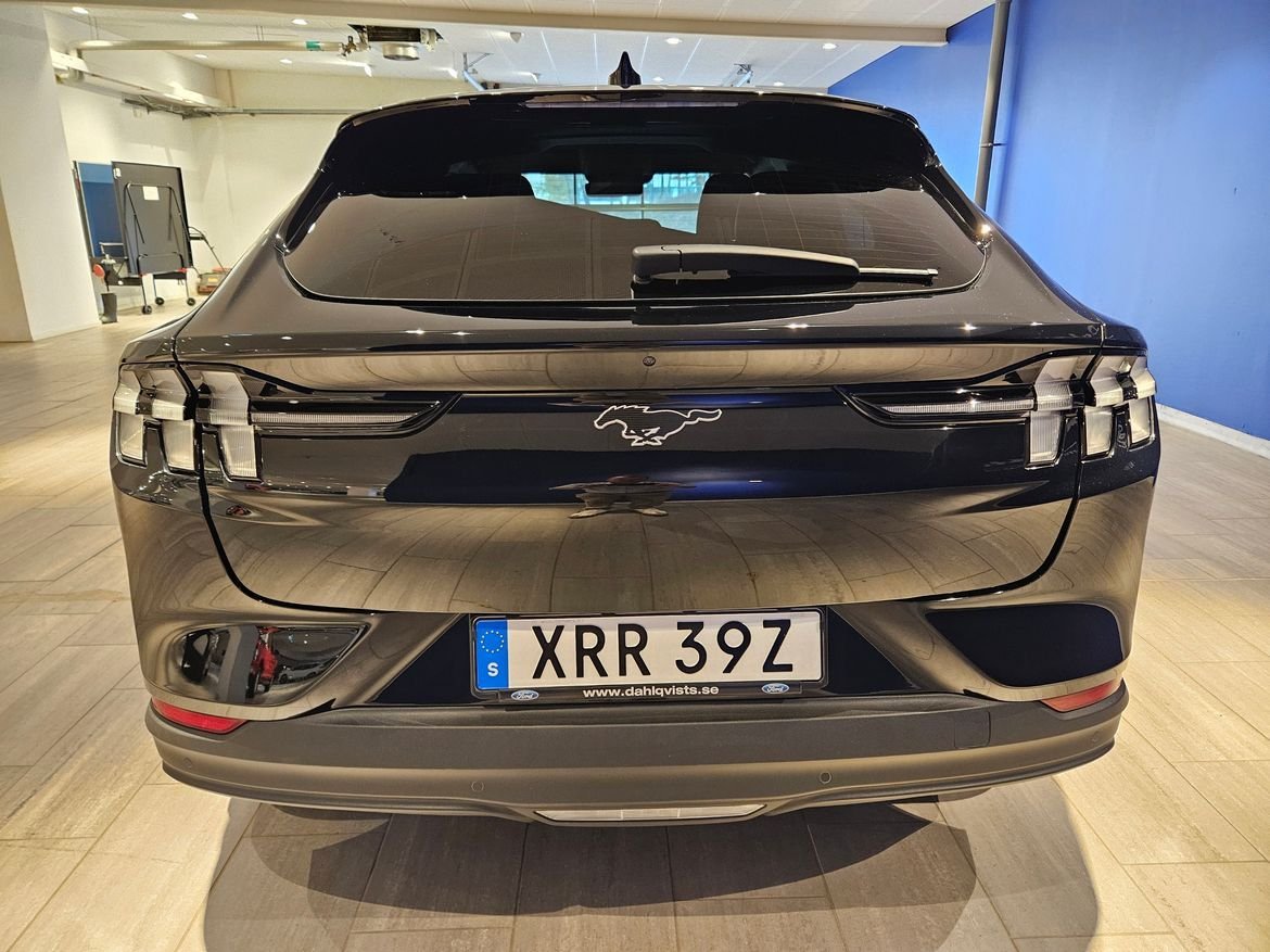 Ford Mustang Mach-E Standard Range, 269hp, 2022