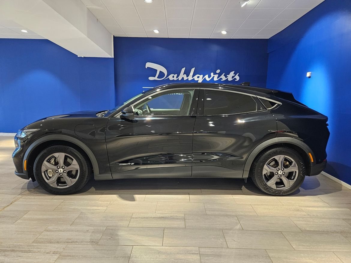 Ford Mustang Mach-E Standard Range, 269hp, 2022