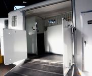 Equi-trek Day-treka stuteri som i en B-kortsbil STUTERI