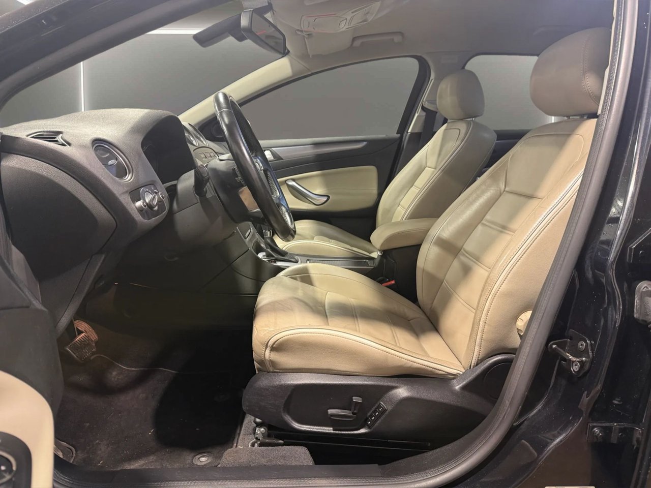 Ford Mondeo Kombi 2.0 TDCi Powershift, 163hk, 2011