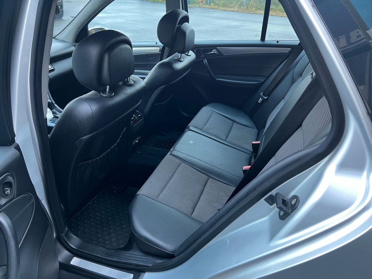 Mercedes-Benz C 220 T CDI Automatisk, 5-trinn, 150ps, 2006