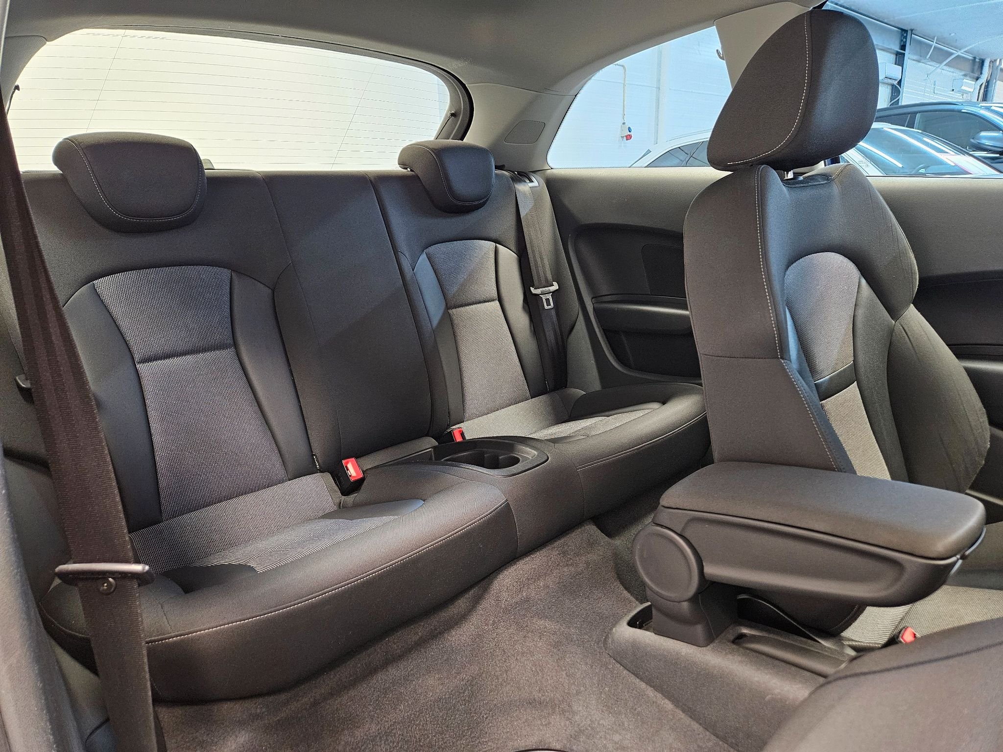 Audi A1 1.4 TFSI S Tronic, 122hp, 2011