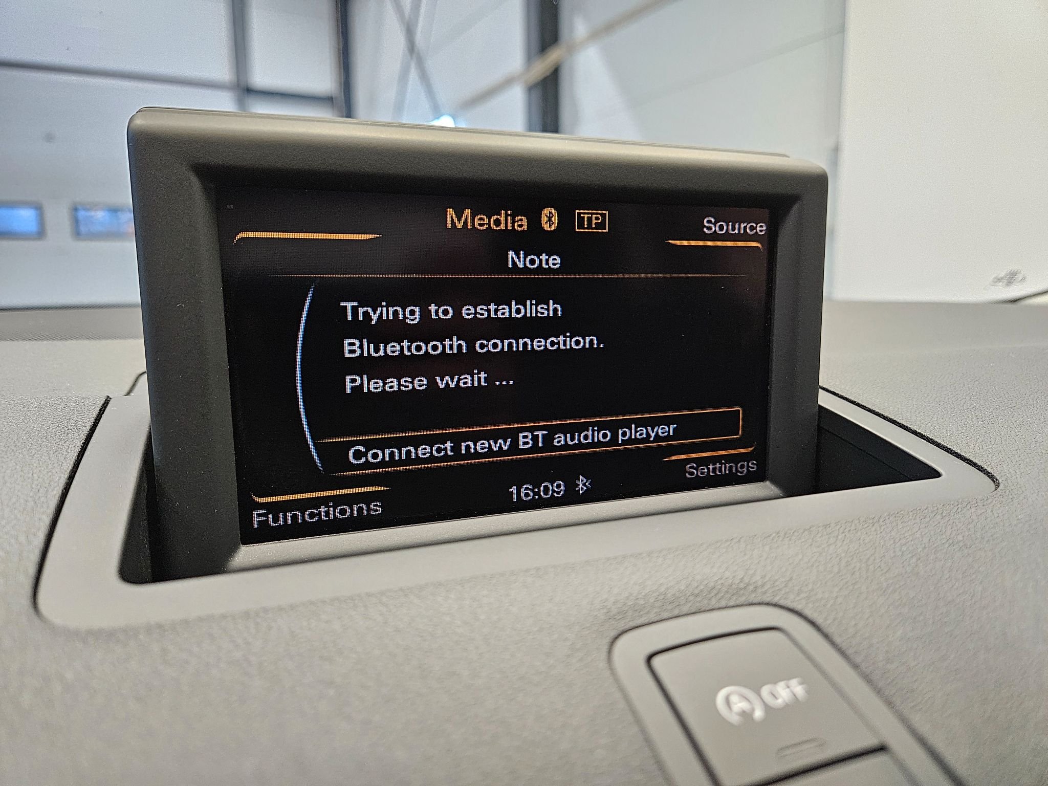 Audi A1 1.4 TFSI S Tronic, 122hp, 2011