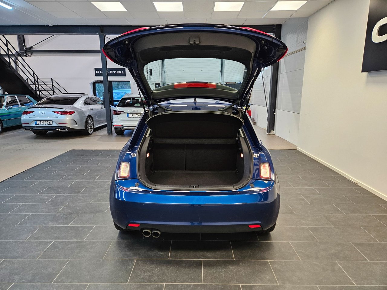 Audi A1 1.4 TFSI S Tronic, 122hp, 2011