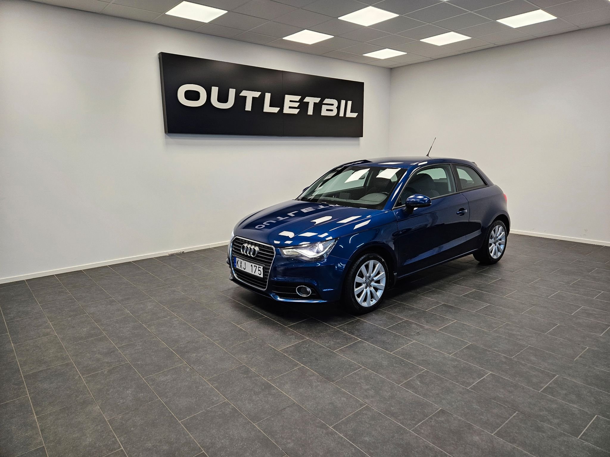 Audi A1 1.4 TFSI S Tronic, 122hp, 2011