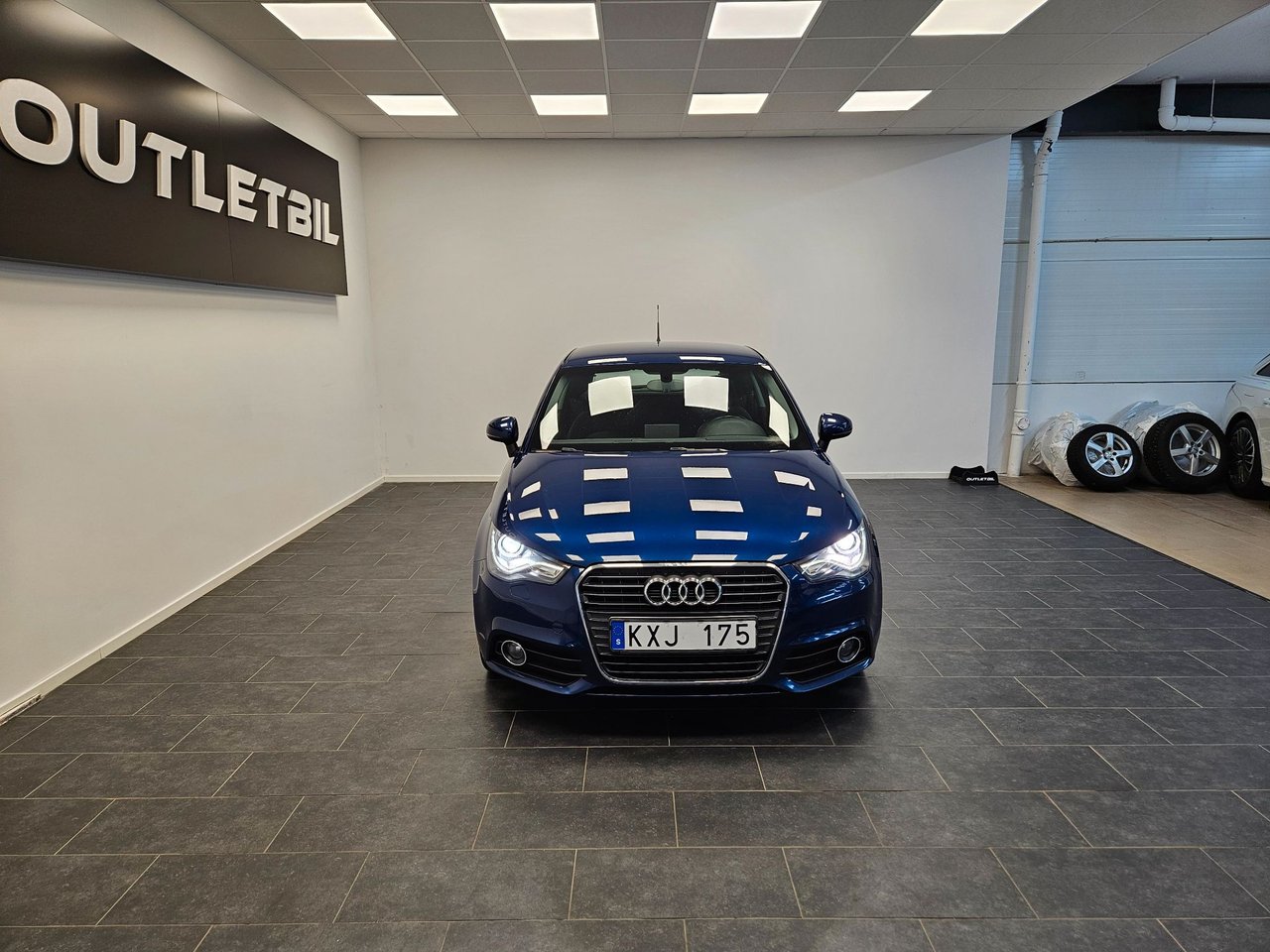 Audi A1 1.4 TFSI S Tronic, 122hp, 2011