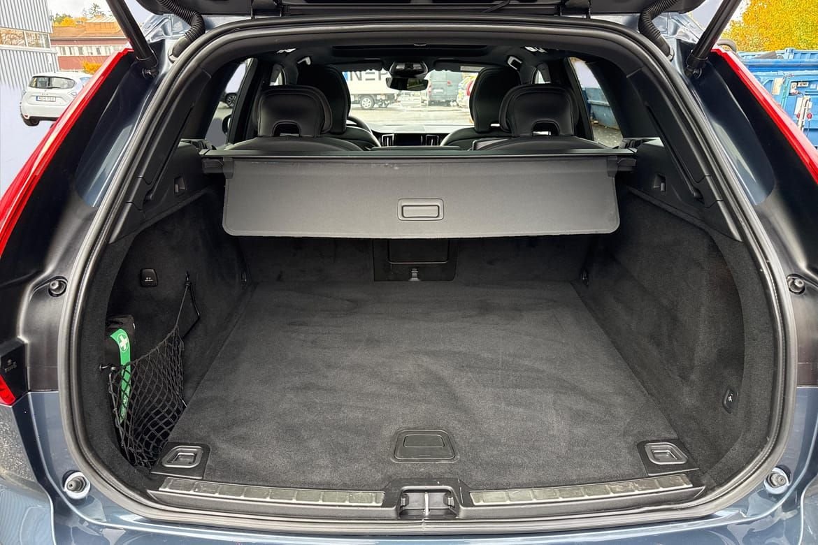 Volvo XC60 B5 AWD Geartronic, 235hp, 2022