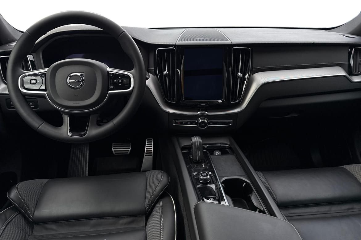Volvo XC60 B5 AWD Geartronic, 235hp, 2022