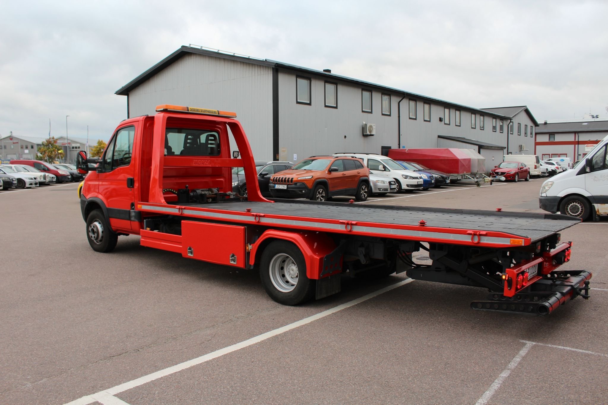 Iveco Daily 65C18 Karosseri Cab 3.0 HPT Manuell, 6-trinn, 176hk, 2009