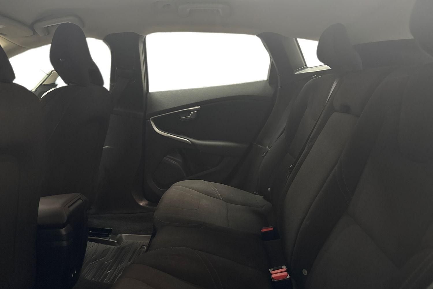 Volvo V40 T2 Manuell, 120hk, 2014