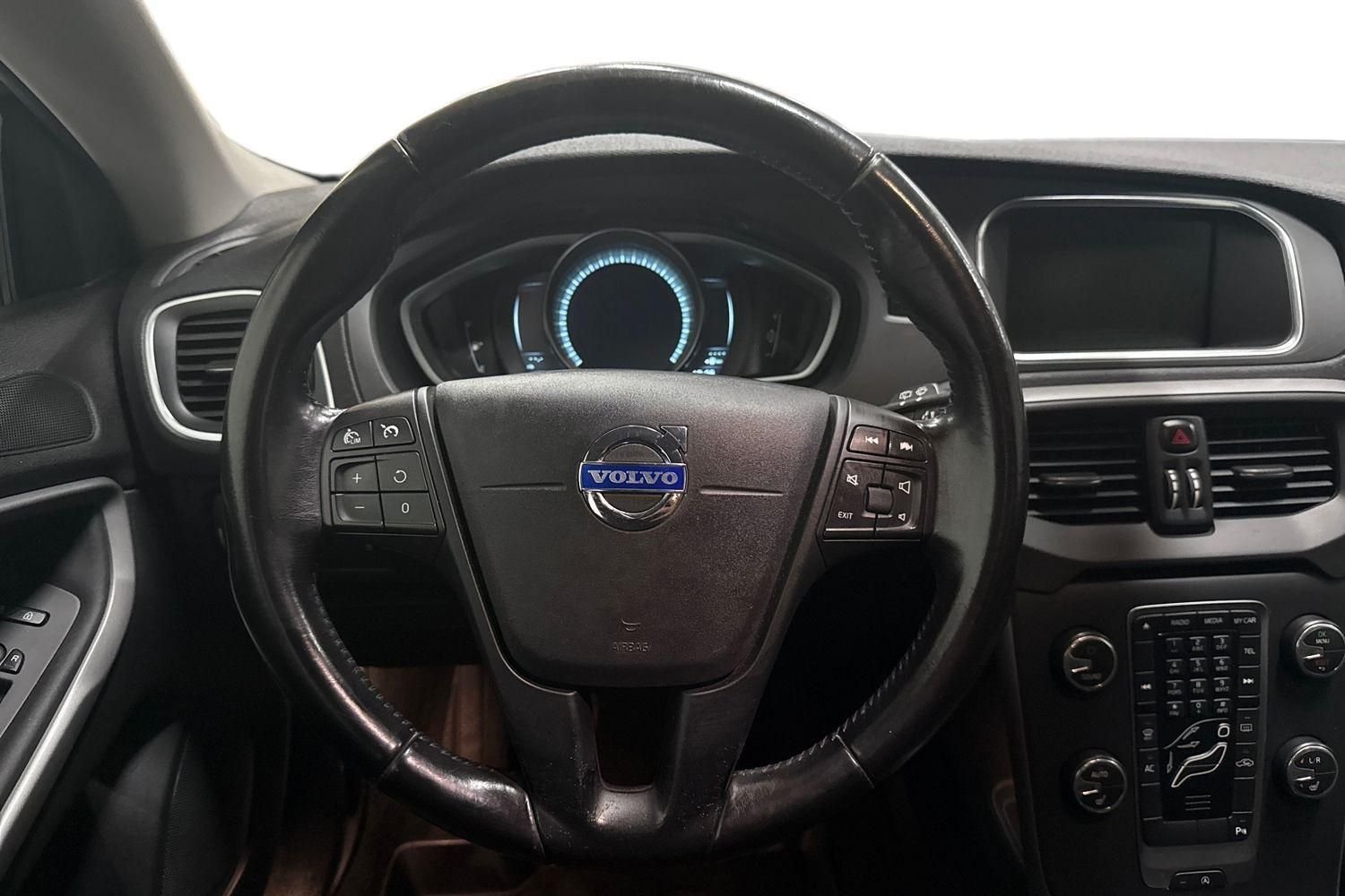 Volvo V40 T2 Manuell, 120hk, 2014