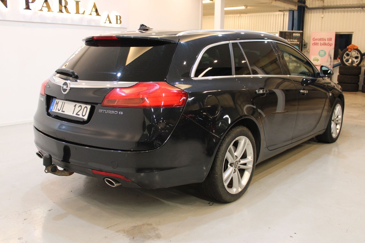 Opel Insignia Sports Tourer 2.0 BiTurbo CDTI 4x4 Automatisk, 6-trinn, 195hk, 2013