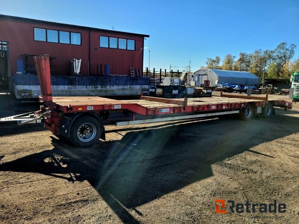 Maskinsläp 30 tons med lösa r...