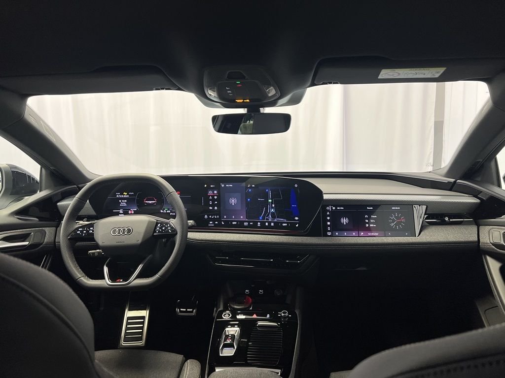 Audi A6 Avant e-tron quattro, 428hp, 2025