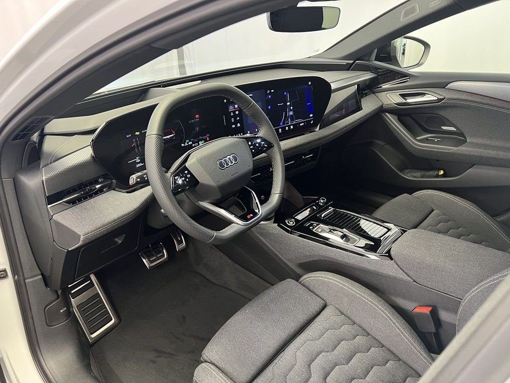 Audi A6 Avant e-tron quattro, 428hp, 2025