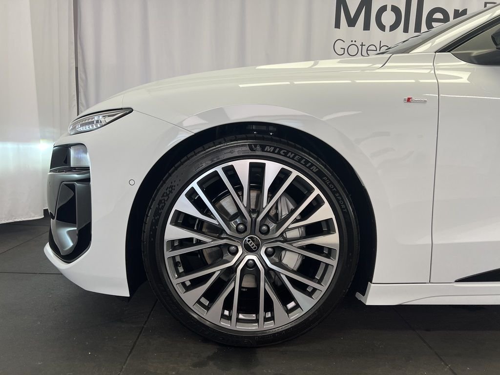 Audi A6 Avant e-tron quattro, 428hp, 2025