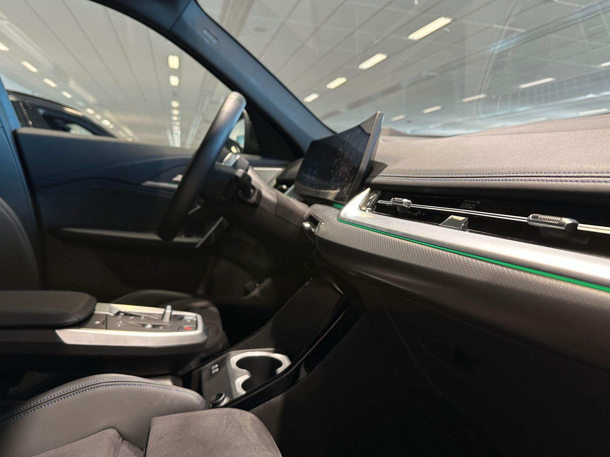For sale - BMW iX1 xDrive30, 306hp, 2025 for sale at Bilia Borås - BMW