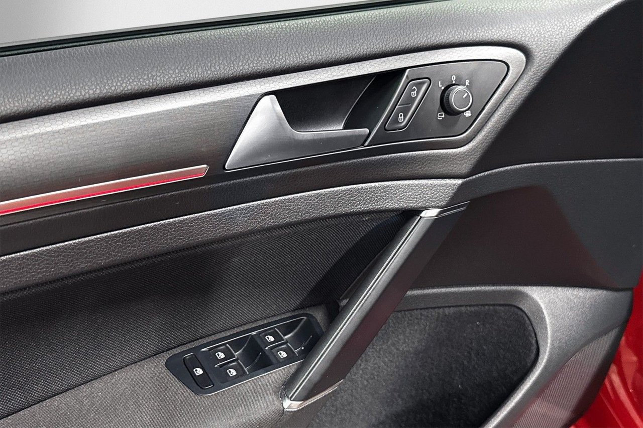 Volkswagen Golf 5-door GTI Performance 2.0 TSI BMT DSG Sekventiell, 245hk, 2017