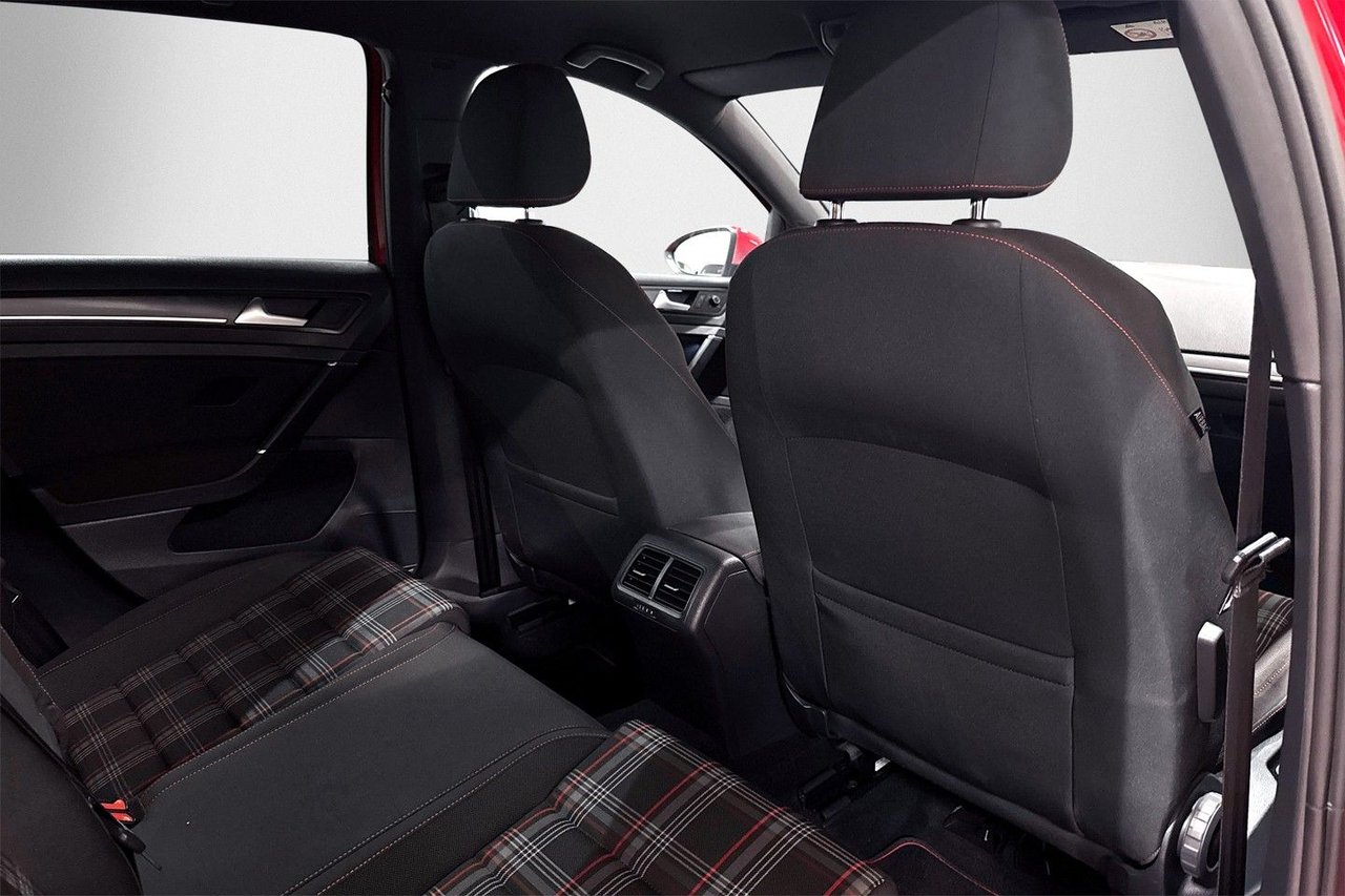 Volkswagen Golf 5-door GTI Performance 2.0 TSI BMT DSG Sekventiell, 245hk, 2017