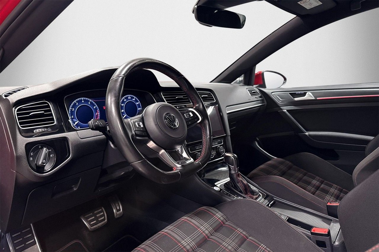 Volkswagen Golf 5-door GTI Performance 2.0 TSI BMT DSG Sekventiell, 245hk, 2017