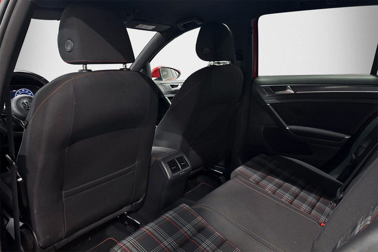 Volkswagen Golf 5-door GTI Performance 2.0 TSI BMT DSG Sekventiell, 245hk, 2017