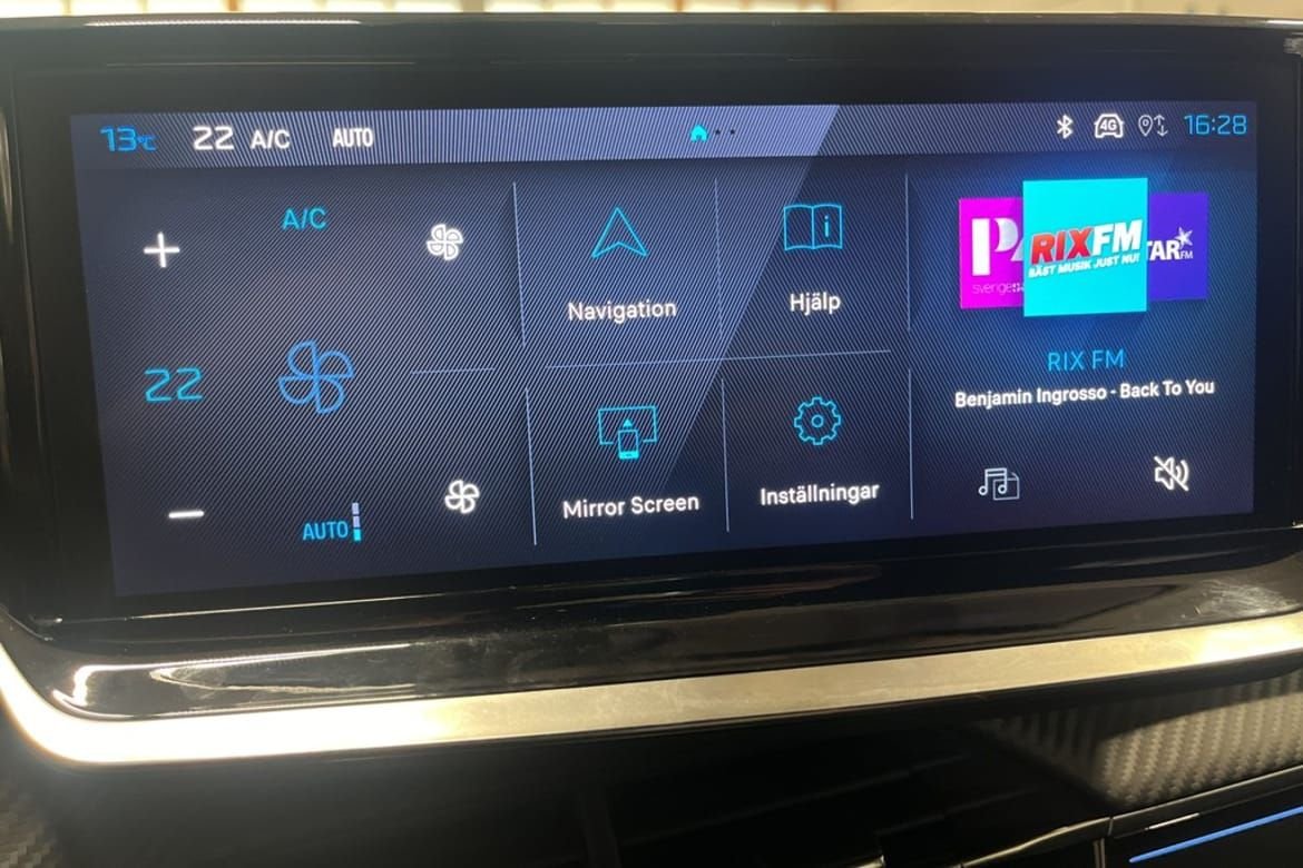 Peugeot 2008 1.2 PureTech 136 e-DSC, 136hk, 2024