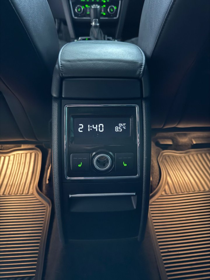 Škoda Superb Kombi 2.0 TDI 4x4 DSG Sekventiell, 170hk, 2014