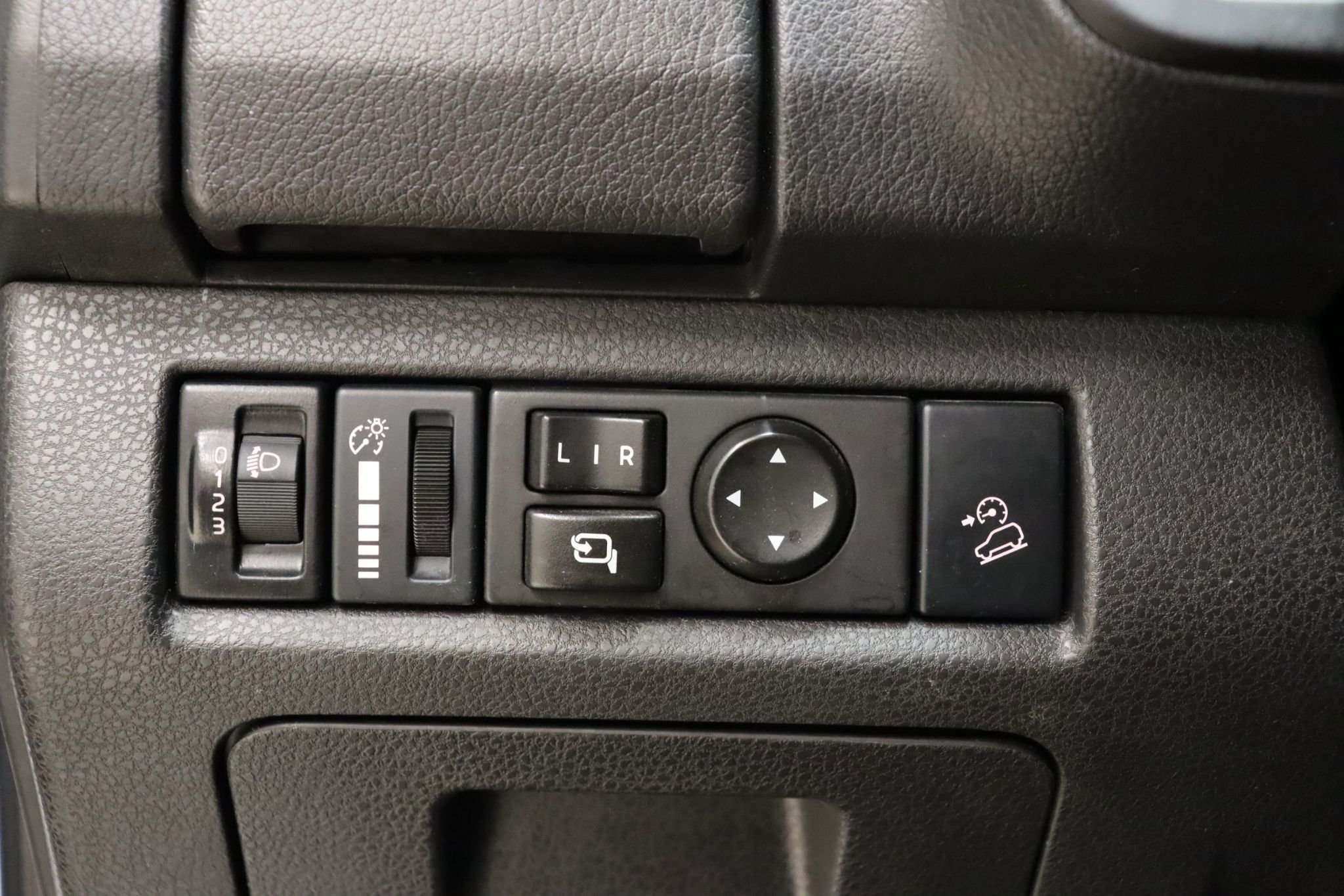 Isuzu D-Max Space Cab 4-door 1.9 4WD Automatic, 163hp, 2019