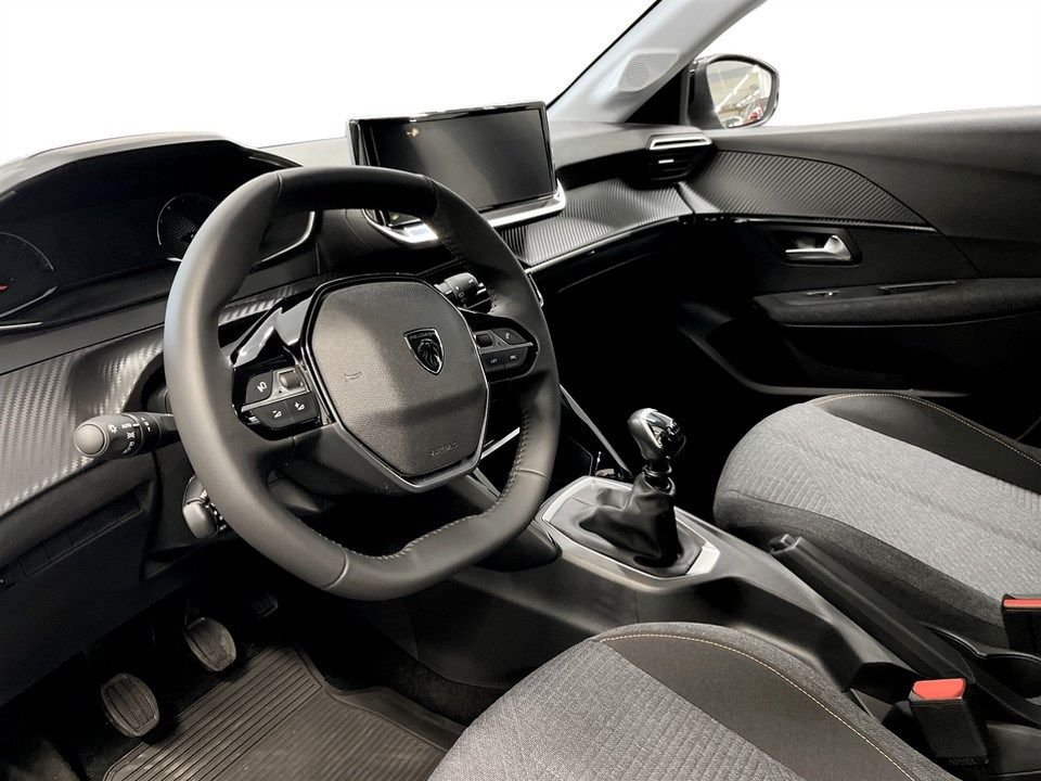 Peugeot 208 1.2 PureTech 100 Manual, 100hp, 2025