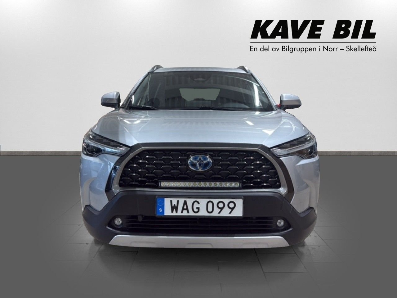 Toyota Corolla Cross Hybrid AWD-i e-CVT, 197hk, 2023