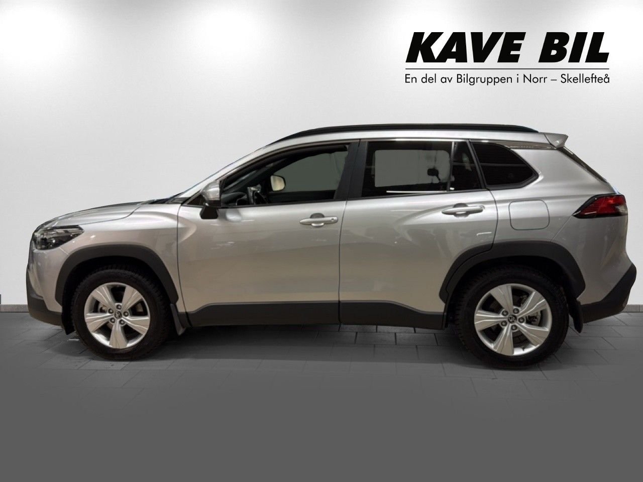 Toyota Corolla Cross Hybrid AWD-i e-CVT, 197hk, 2023