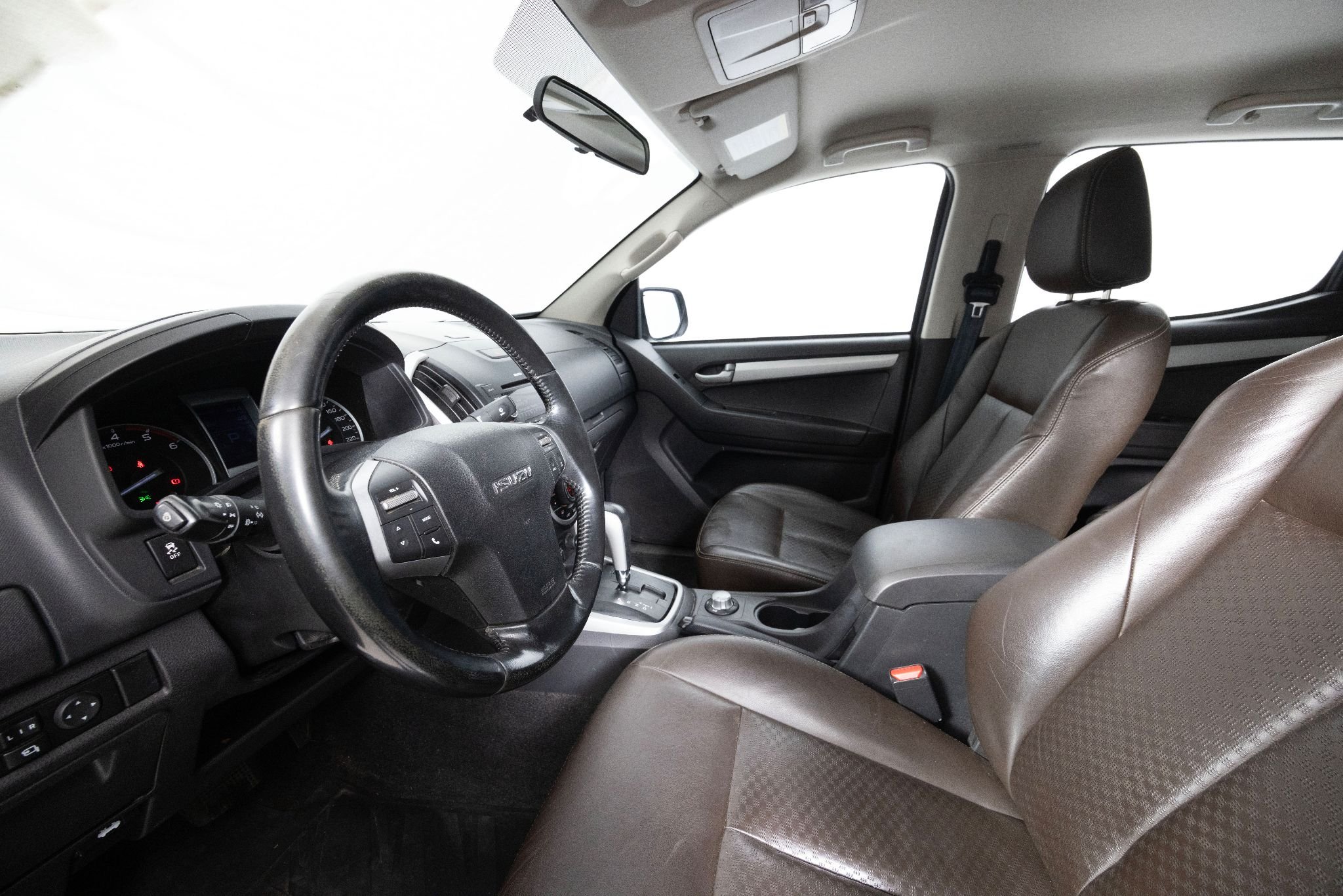 Isuzu D-Max Crew Cab 2.5 4WD Automatisk, 163hk, 2013