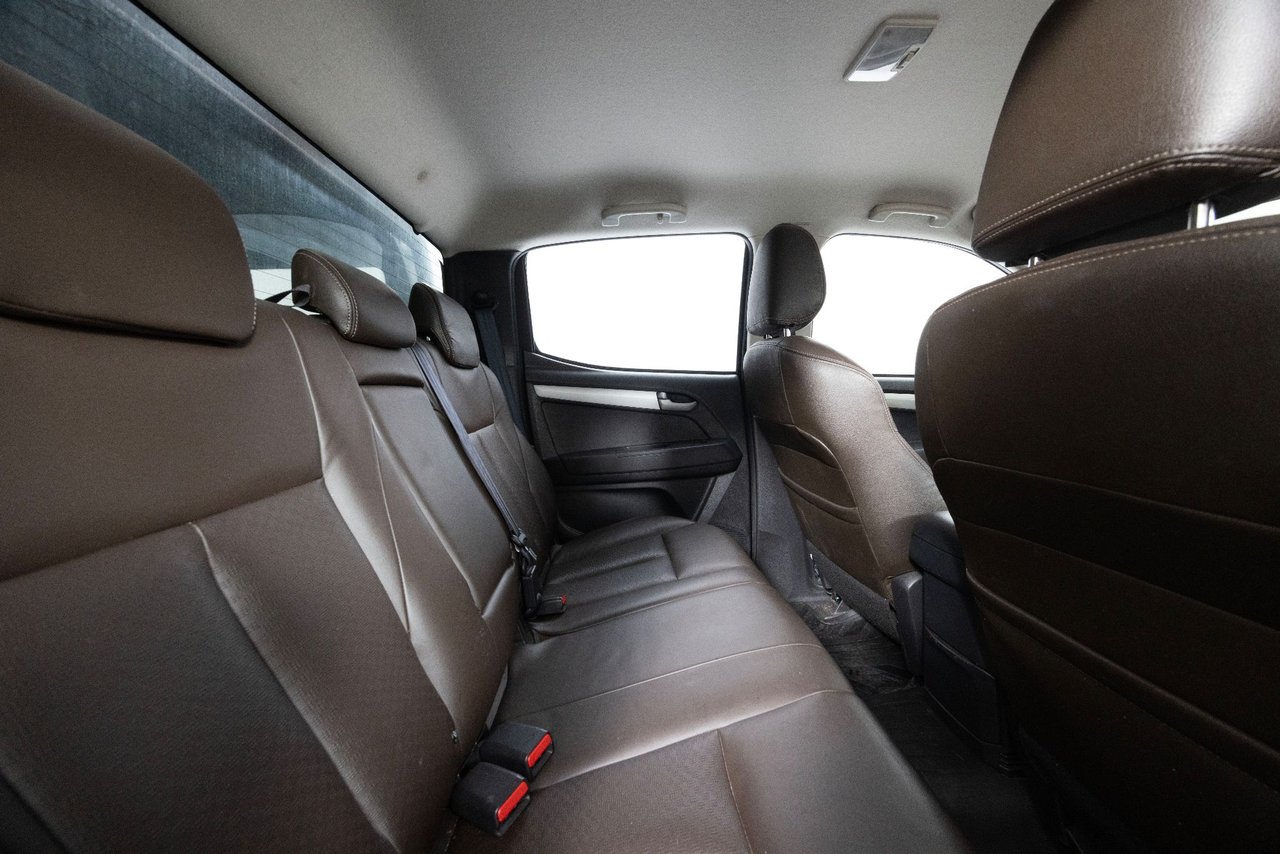 Isuzu D-Max Crew Cab 2.5 4WD Automatisk, 163hk, 2013