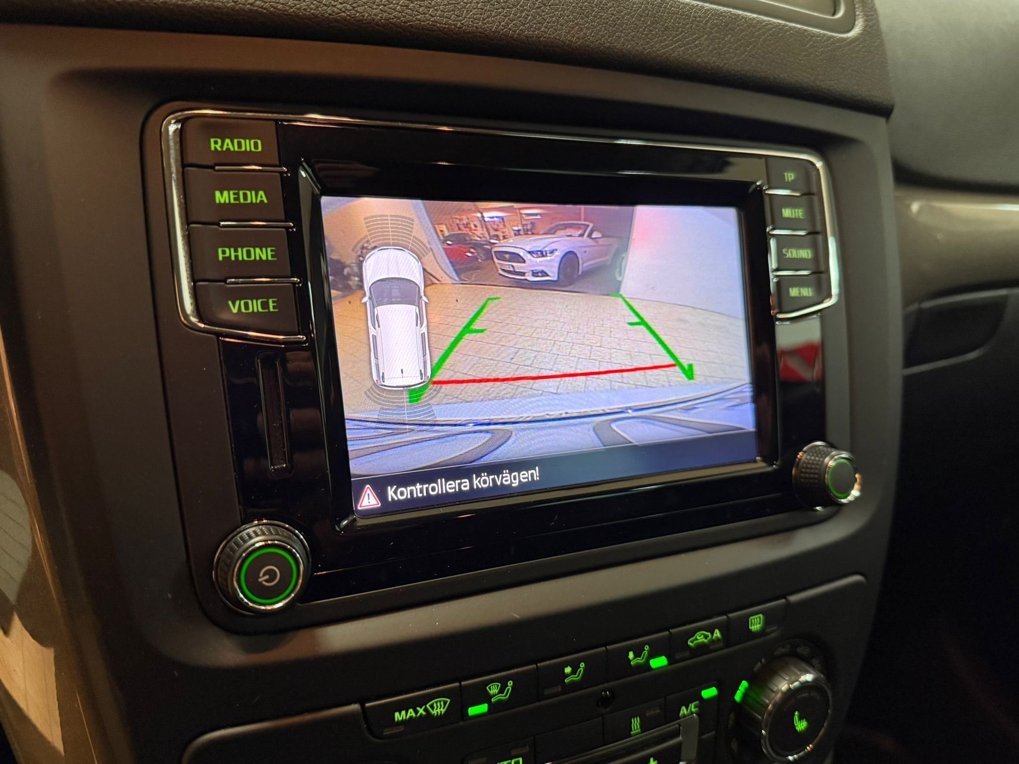 Škoda Yeti Outdoor 2.0 TDI DPF 4x4 DSG sekvensiell, 6-trinn, 150hk, 2017