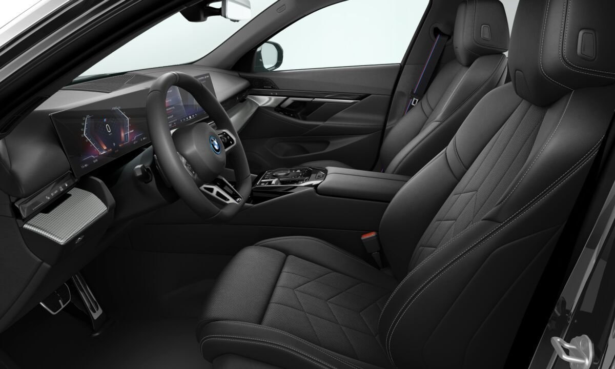 BMW i5 xDrive40 Touring, 394ps, 2026