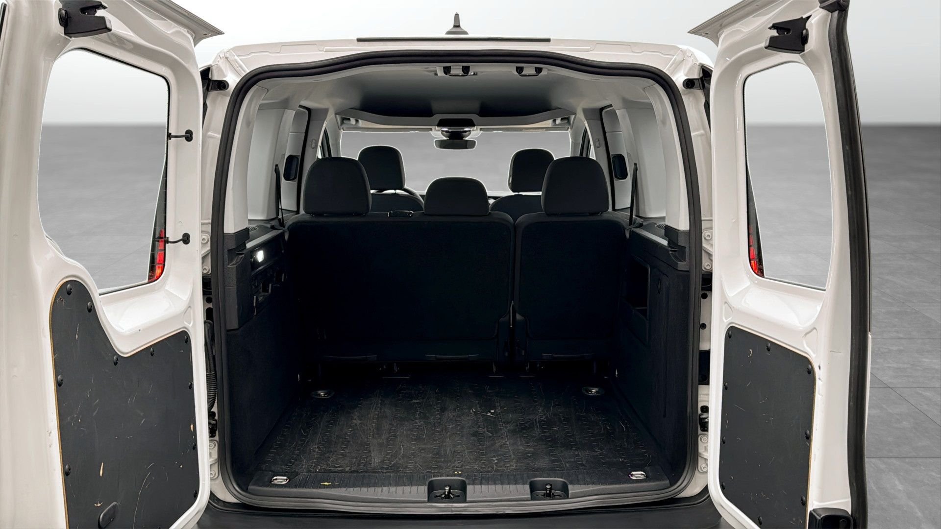 Volkswagen Caddy 2.0 TDI BMT DSG sekvensiell, 7-trinn, 122hk, 2022