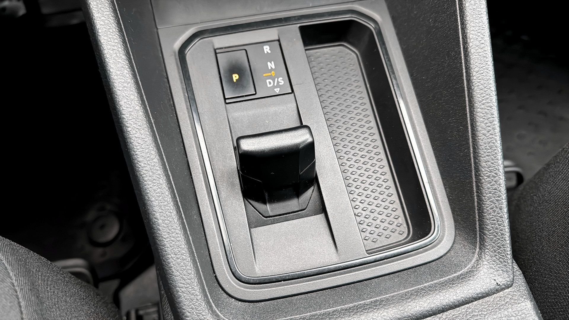 Volkswagen Caddy 2.0 TDI BMT DSG sekvensiell, 7-trinn, 122hk, 2022