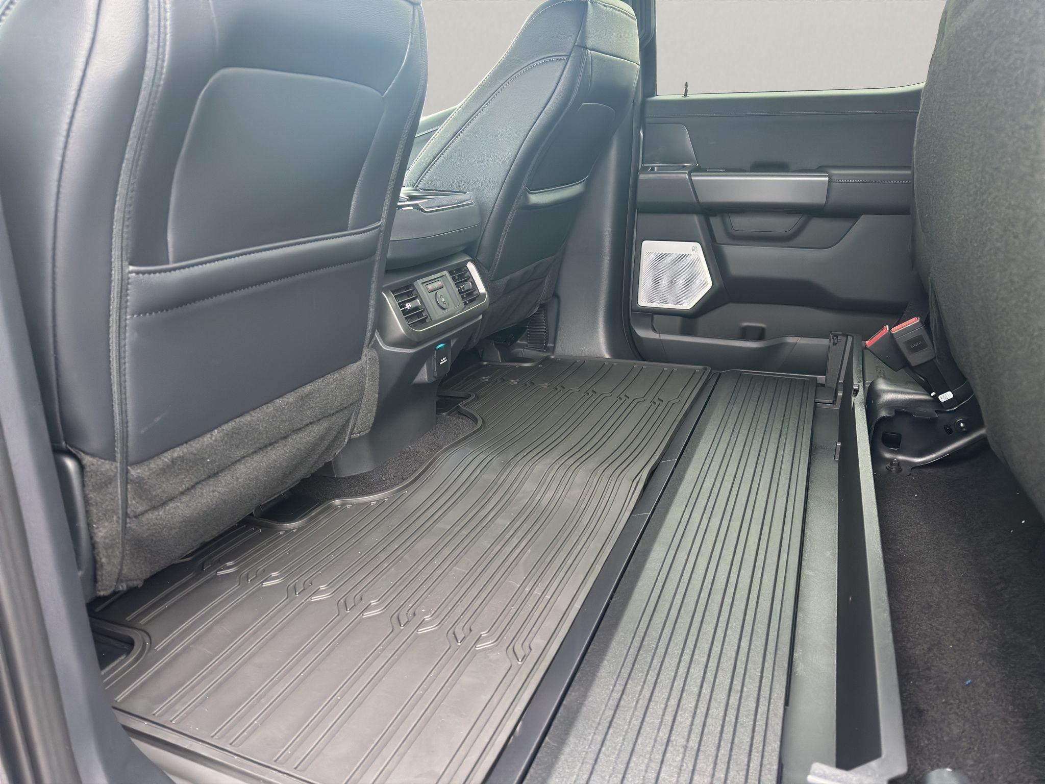 Ford F-150 SuperCrew 5.0 V8 Ti-VCT FFV 4x4 SelectShift, 406hp, 2025