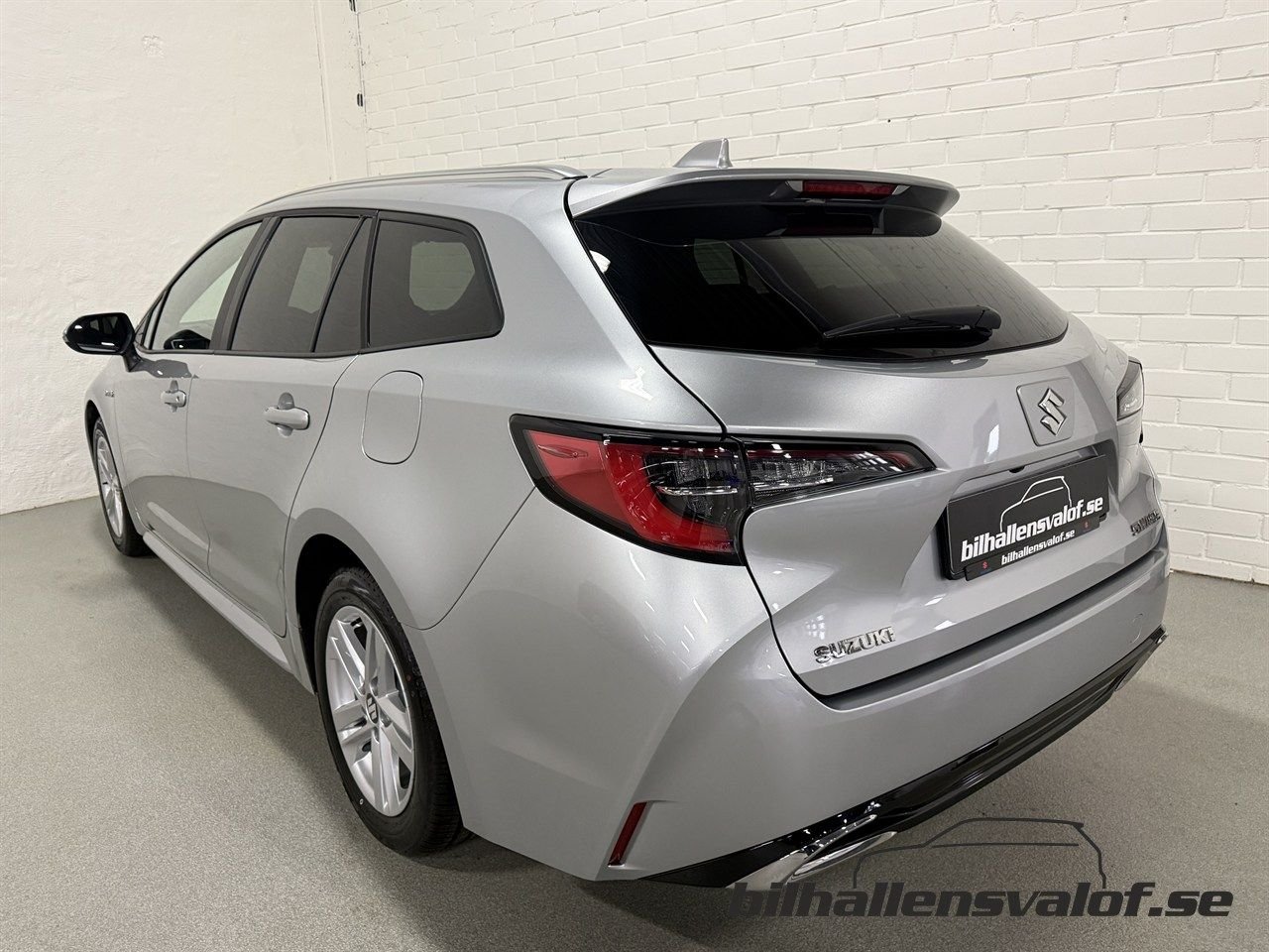 Suzuki Swace Hybrid e-CVT, 140hp, 2025