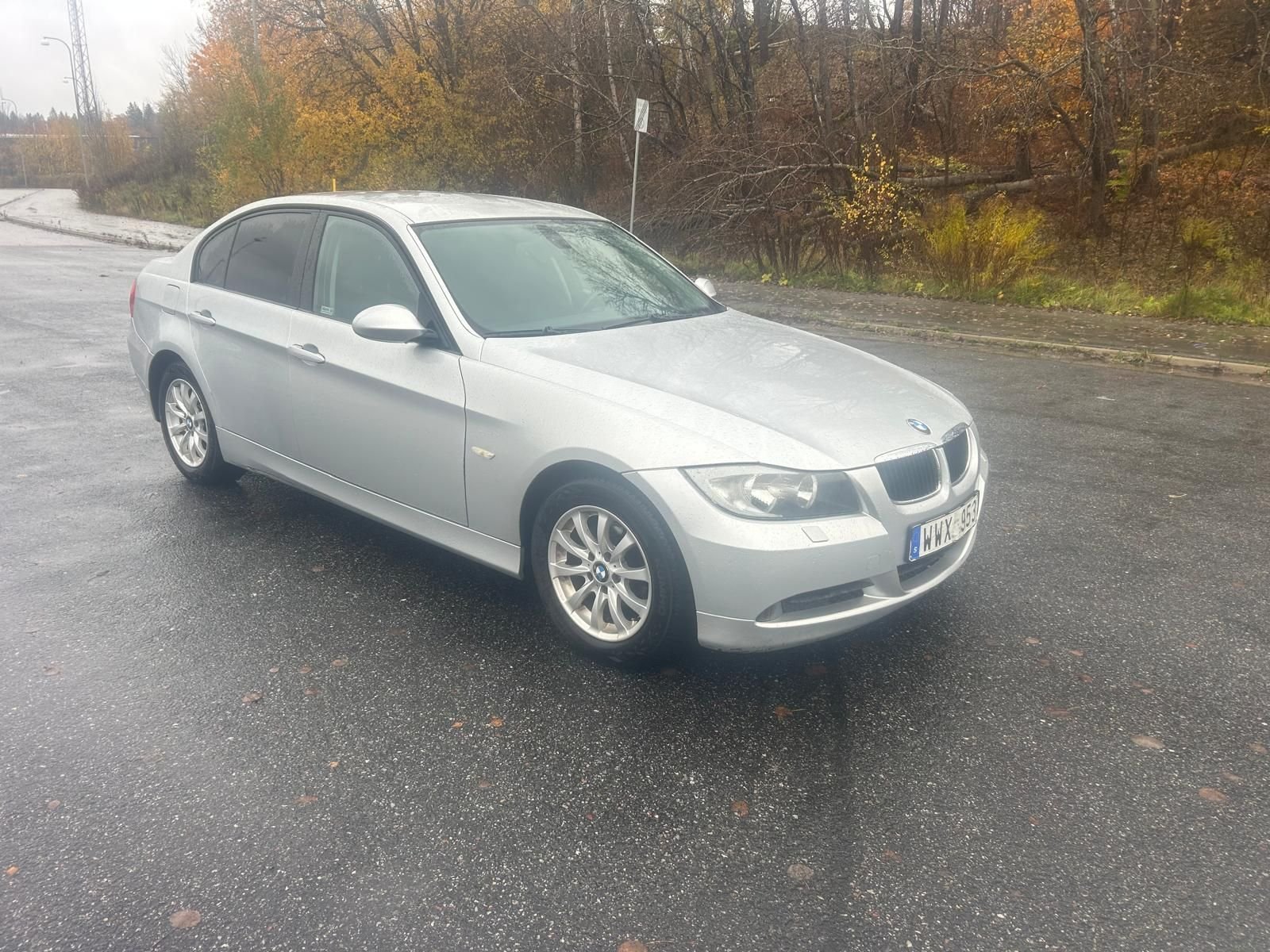 BMW 320i Sedan Automatisk, 6-trinn, 150ps, 2005