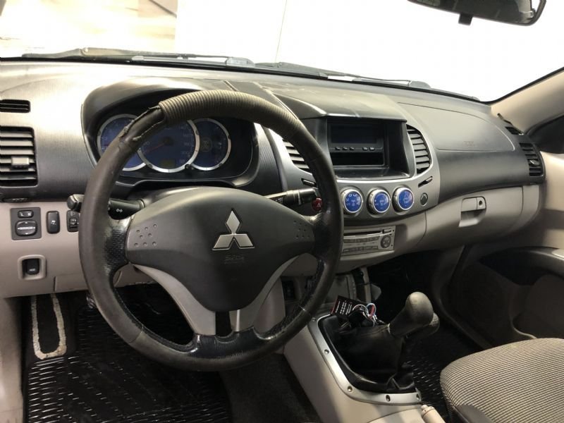 Mitsubishi L200 Club Cab 2.5 4x4 Manuell, 5-trinn, 136hk, 2007