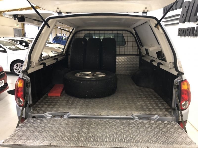 Mitsubishi L200 Club Cab 2.5 4x4 Manuell, 5-trinn, 136hk, 2007