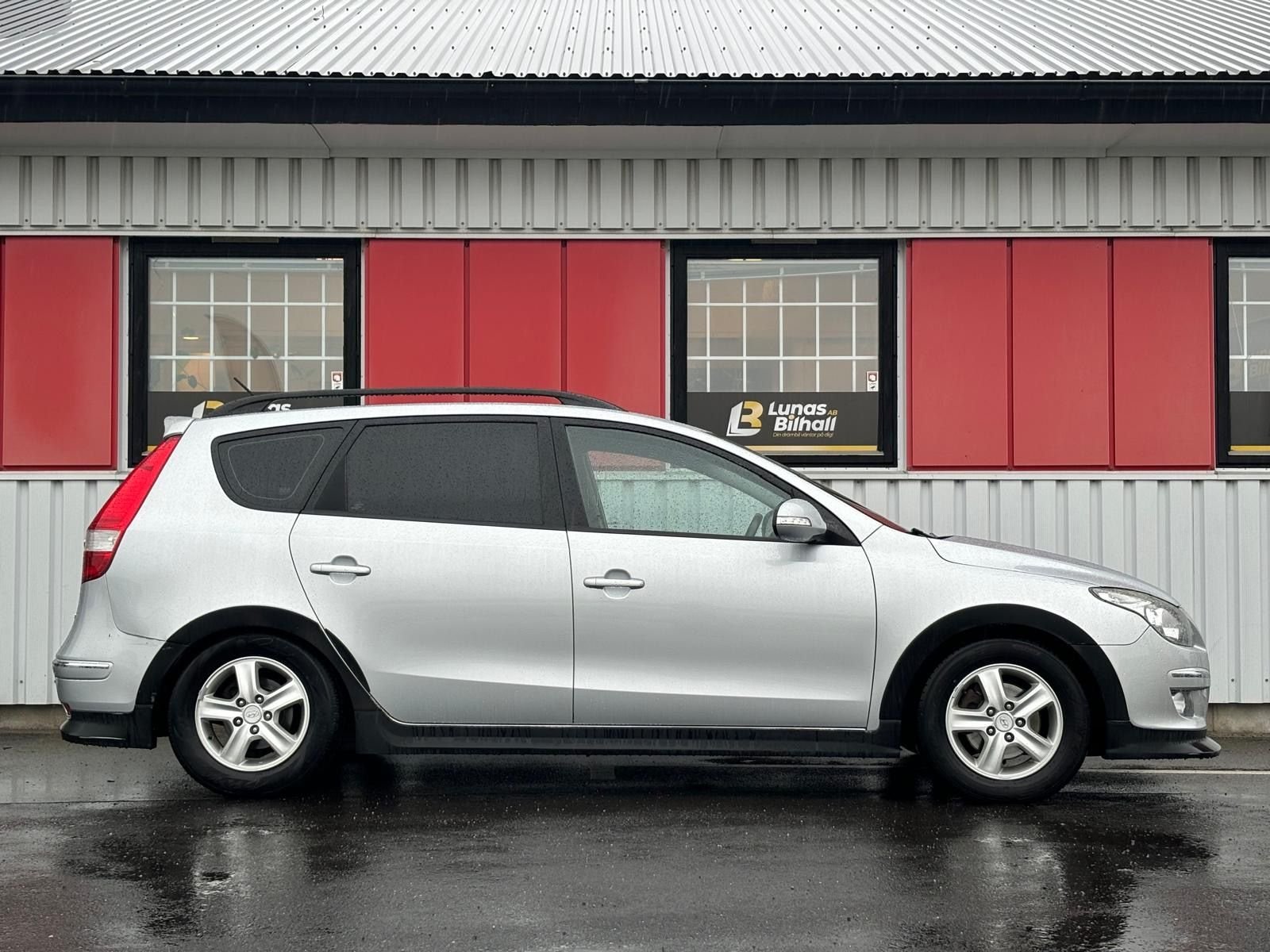 Hyundai i30cw 1.6 CRDi Manual, 116hp, 2010